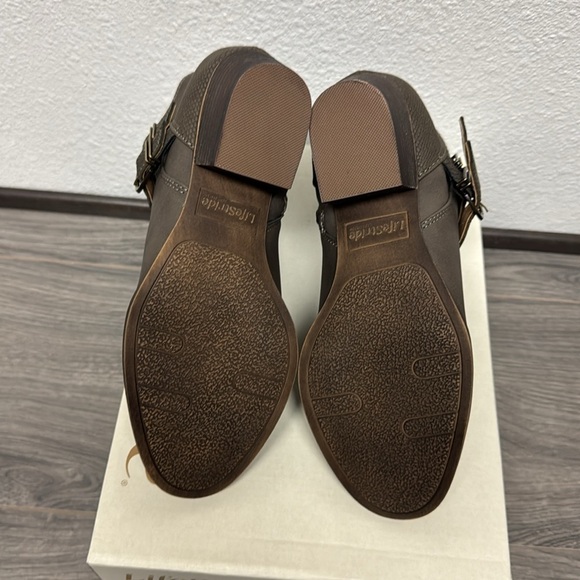 LifeStride Blaire Short Bootie (WIDE) - Picture 3 of 8